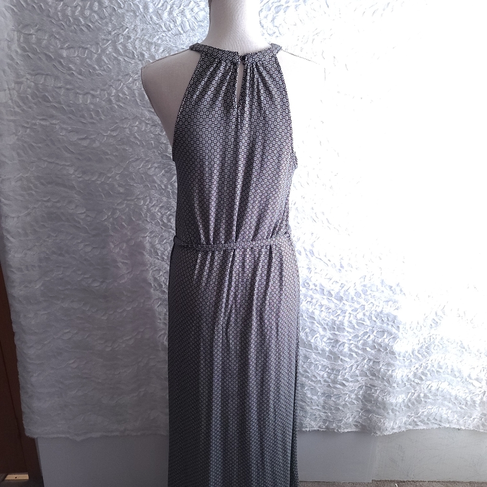Old Navy Maxi Dress Black Size M - Picture 2 of 4